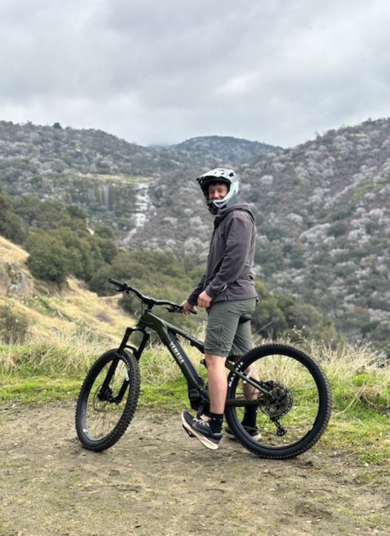 Electric Mountain Bike Rental Services near me