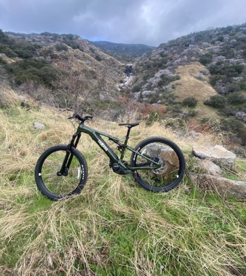 E-Bike Rentals: Book Now & Ride